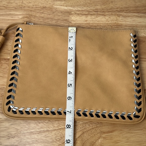 Express envelope clutch - Picture 11 of 12